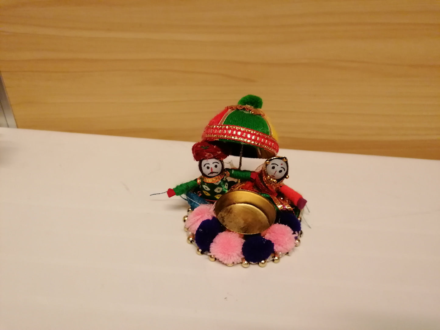 Pom Pom couple Tea Light holder